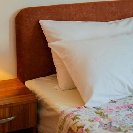 Apartmani Ana تيفات المظهر الخارجي الصورة